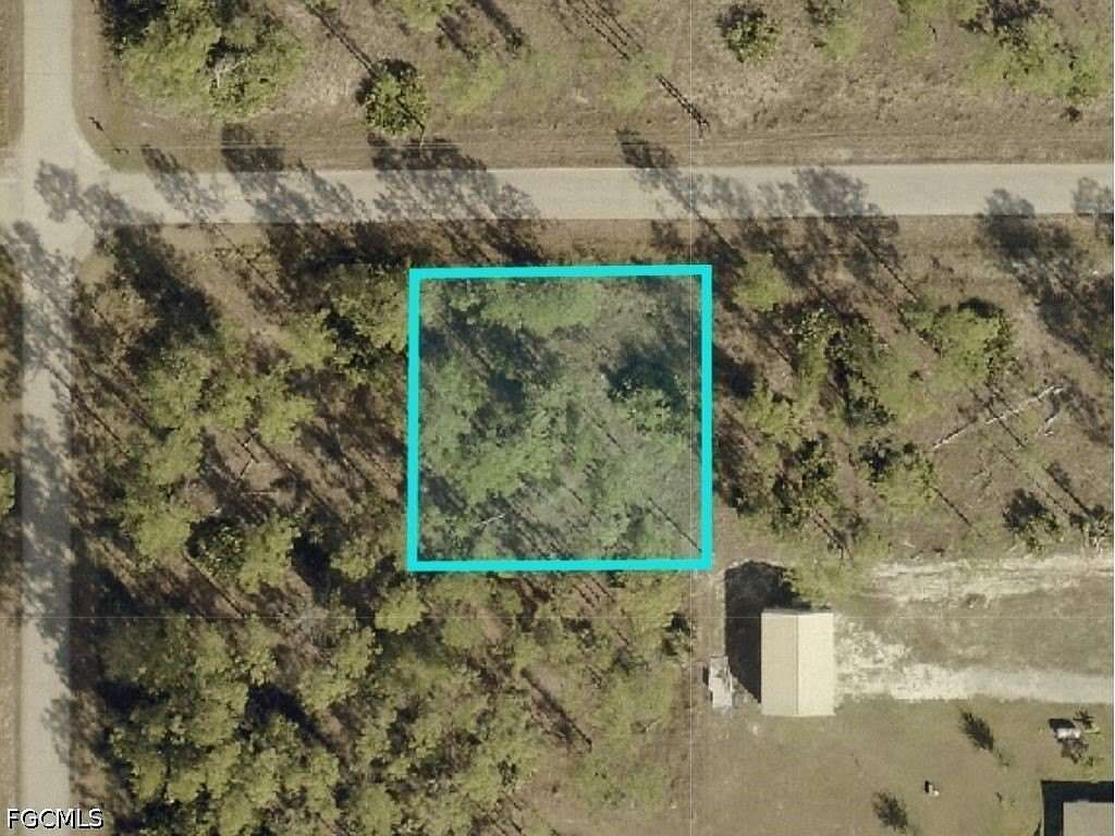 0.25 Acres of Residential Land for Sale in Lehigh Acres, Florida