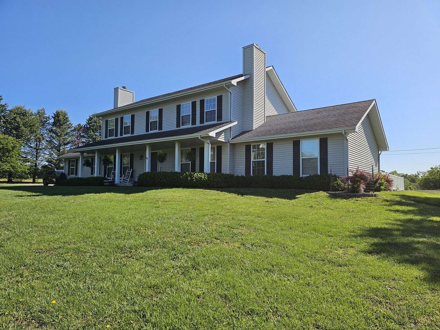 2 Acres of Land with Home for Sale in Mount Vernon, Illinois