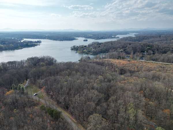 5.1 Acres of Land for Sale in Moneta, Virginia