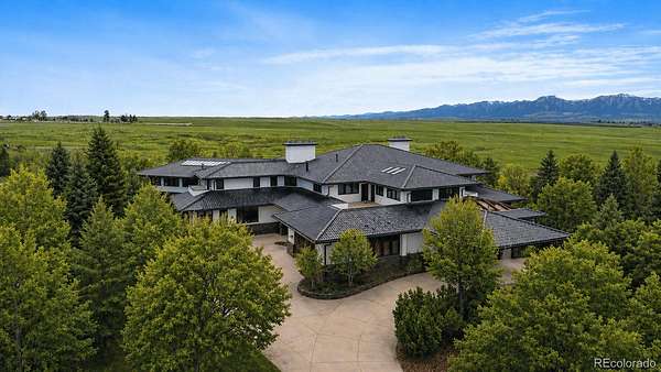 2.38 Acres of Land with Home for Sale in Niwot, Colorado