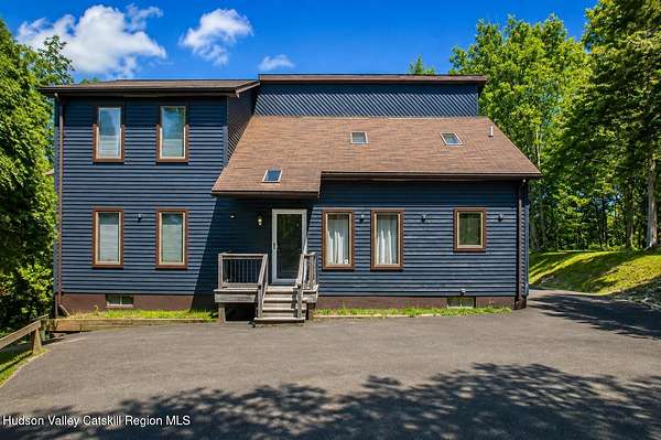 3.24 Acres of Land with Home for Sale in Athens, New York