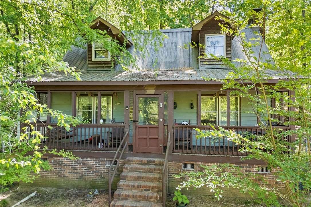 25.8 Acres of Land with Home for Sale in Salem, South Carolina