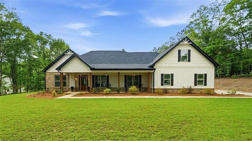 3 Acres of Land with Home for Sale in Kingston, Georgia