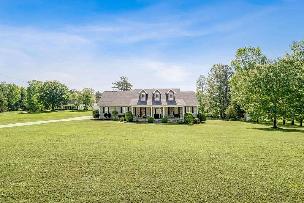 1.58 Acres of Land with Home for Sale in Ringgold, Georgia