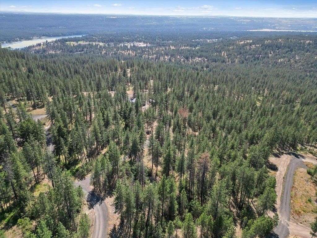 5 Acres of Residential Land for Sale in Deer Park, Washington
