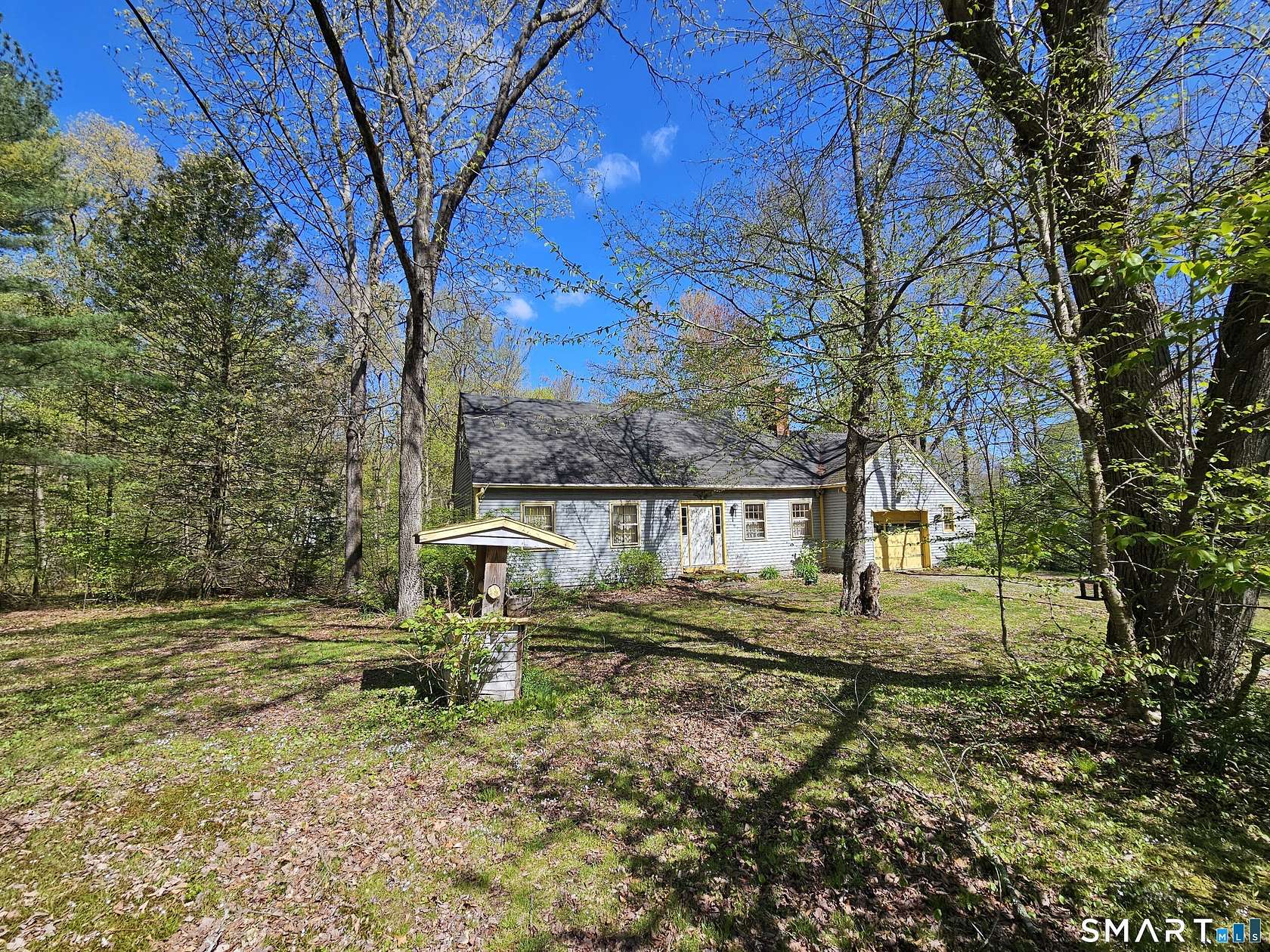 1.55 Acres of Land with Home for Sale in Oxford, Connecticut