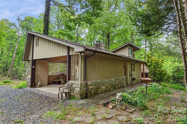 2.52 Acres of Land with Home for Sale in Fairview, North Carolina