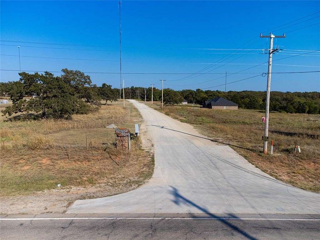 1.73 Acres of Land with Home for Sale in Chandler, Oklahoma