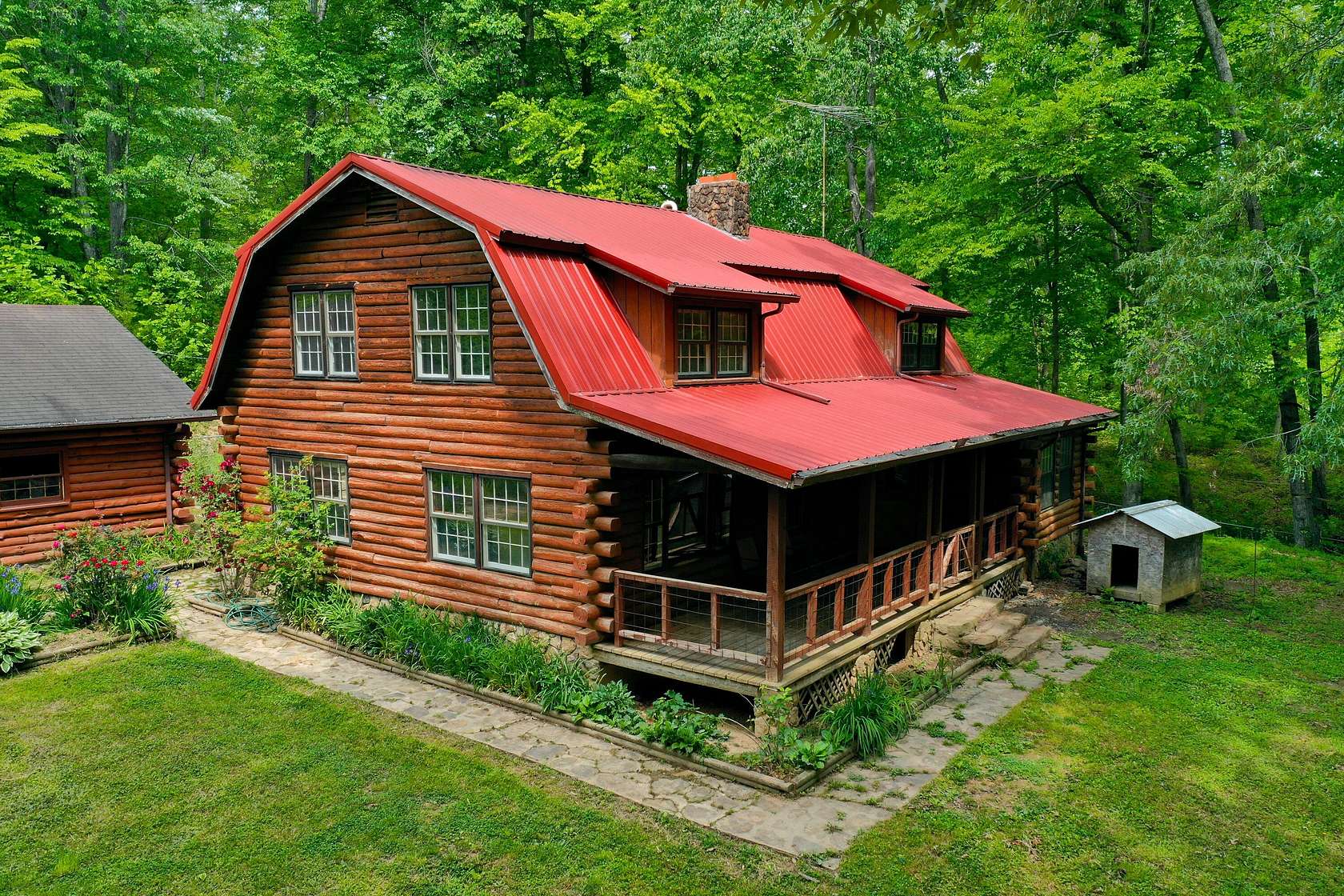 10.5 Acres of Recreational Land with Home for Sale in London, Kentucky