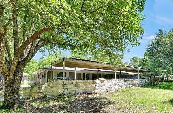 4.63 Acres of Land with Home for Sale in Arlington, Texas