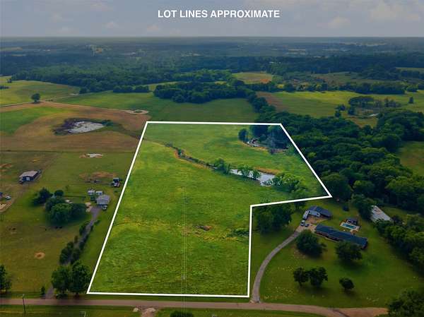 15.5 Acres of Land for Sale in Mount Pleasant, Texas