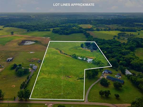 15.5 Acres of Land for Sale in Mount Pleasant, Texas