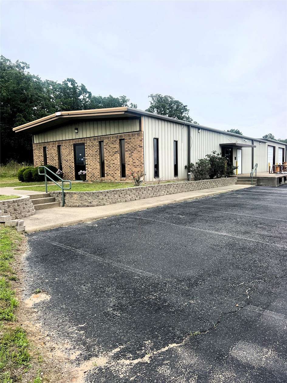 16.8 Acres of Commercial Land for Sale in Athens, Texas