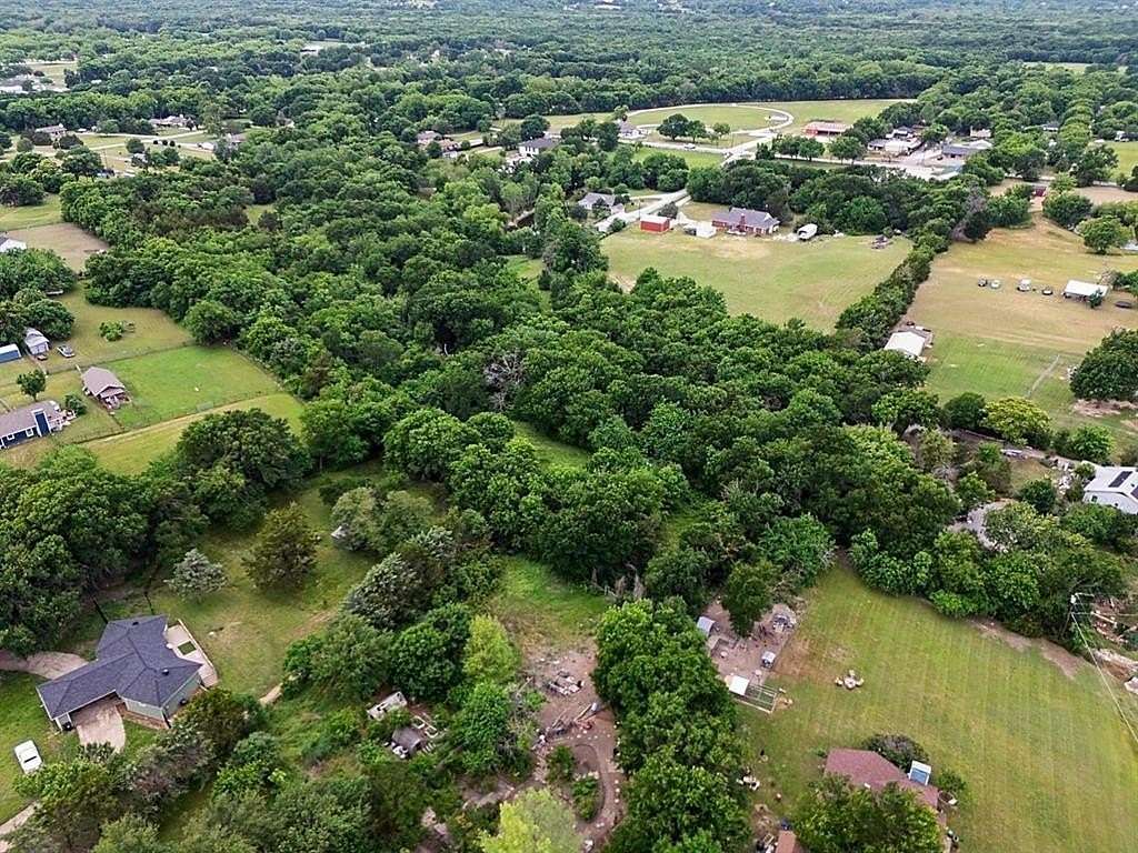 4 Acres of Residential Land for Sale in Lowry Crossing, Texas
