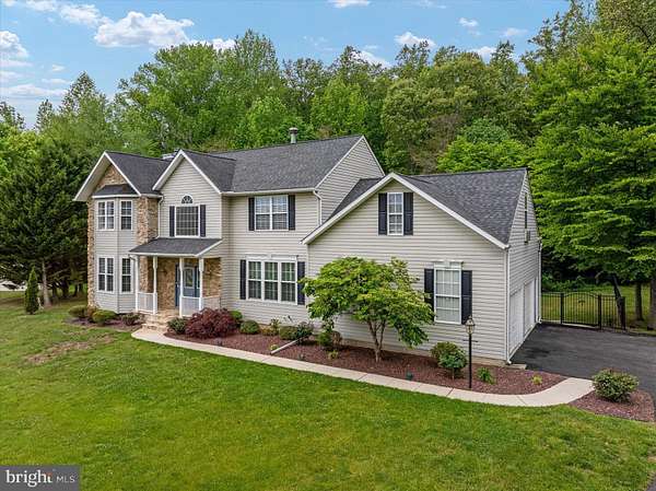 2 Acres of Land with Home for Sale in Davidsonville, Maryland
