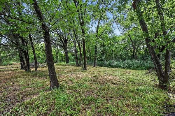 0.58 Acres of Land for Sale in Corsicana, Texas