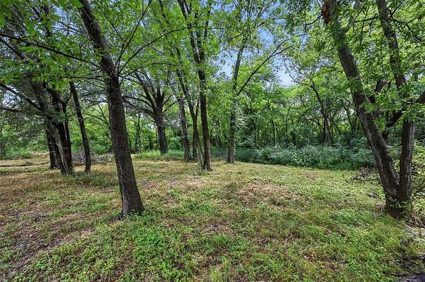 0.58 Acres of Residential Land for Sale in Corsicana, Texas