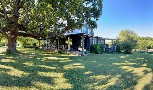 19.6 Acres of Land with Home for Sale in Terrell, Texas