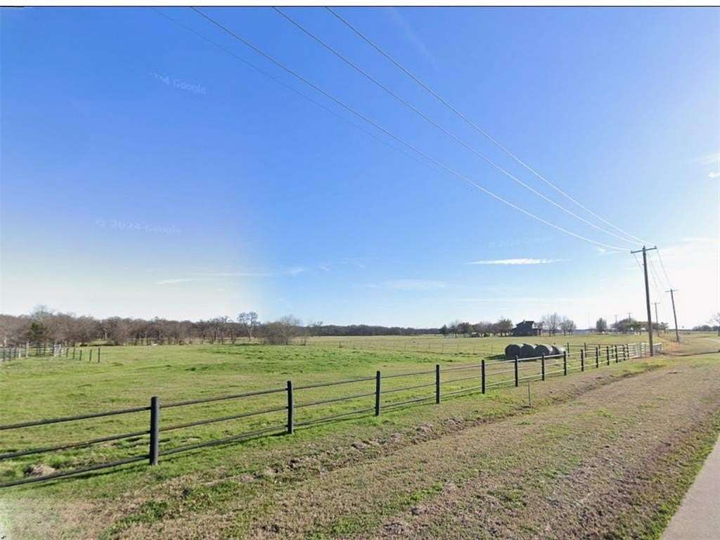 150 Acres of Recreational & Residential Land for Sale in Corsicana, Texas