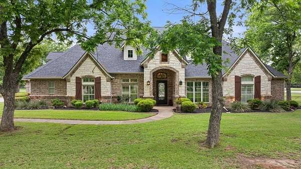 2.52 Acres of Land with Home for Sale in Granbury, Texas
