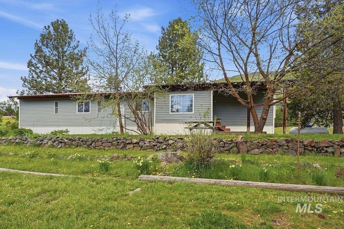 2.73 Acres of Land with Home for Sale in Boise, Idaho