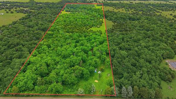 23 Acres of Recreational & Residential Land for Sale in Lone Oak, Texas