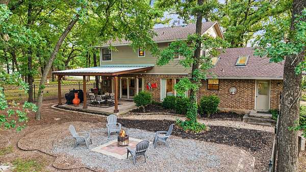 1.75 Acres of Land with Home for Sale in Gainesville, Texas