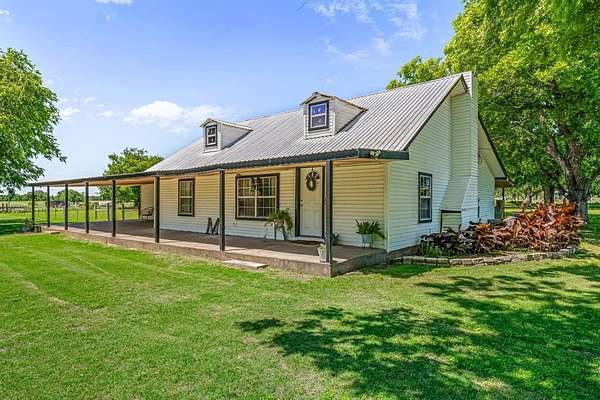 3.2 Acres of Land with Home for Sale in Hico, Texas
