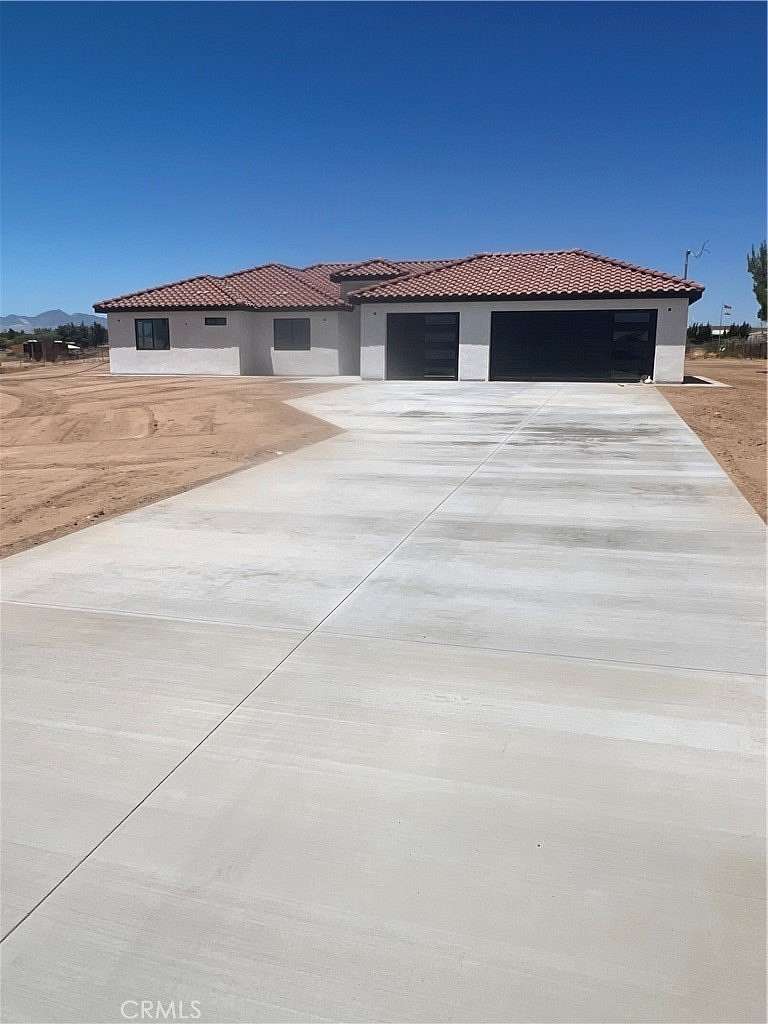 2 Acres of Land with Home for Sale in Hesperia, California