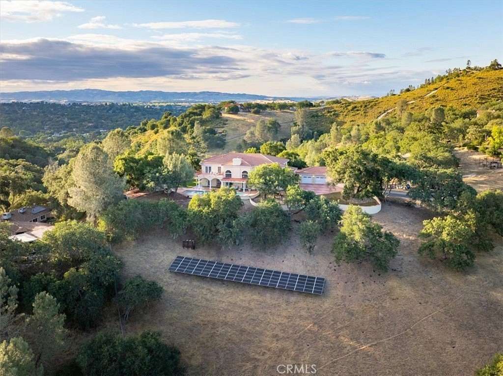 2.3 Acres of Land with Home for Sale in Atascadero, California