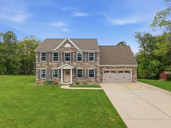 3.6 Acres of Land with Home for Sale in Oakland Township, Pennsylvania