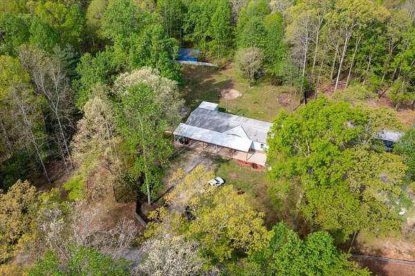 3.27 Acres of Land with Home for Sale in Bon Aqua, Tennessee