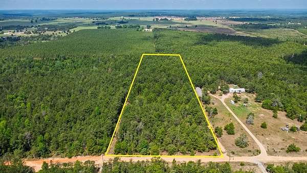 5 Acres of Residential Land for Sale in Mauk, Georgia