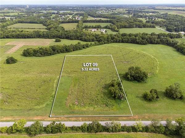 5.32 Acres of Residential Land for Sale in Peculiar, Missouri