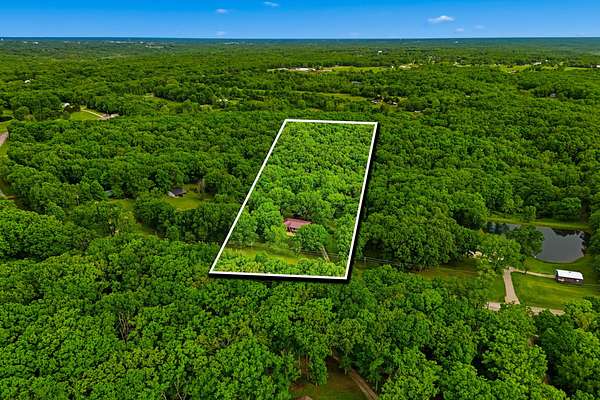 13.7 Acres of Recreational Land with Home for Sale in Tebbetts, Missouri