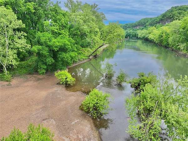 16.5 Acres of Recreational & Residential Land for Sale in Liberty Township, Missouri