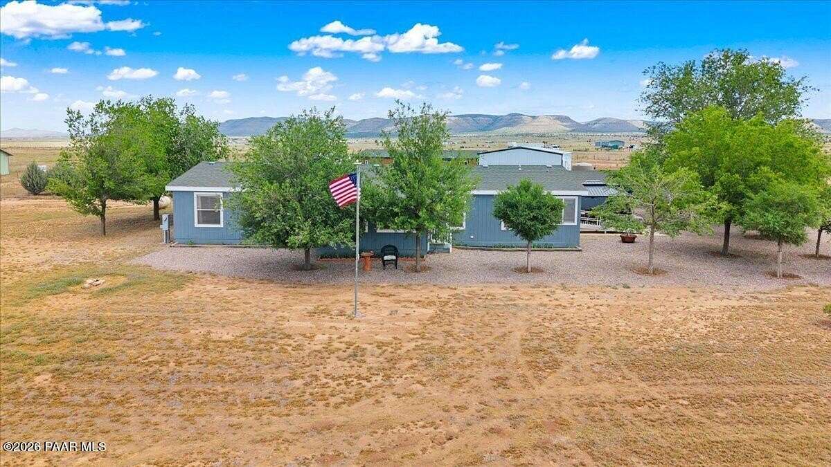 2 Acres of Land with Home for Sale in Paulden, Arizona