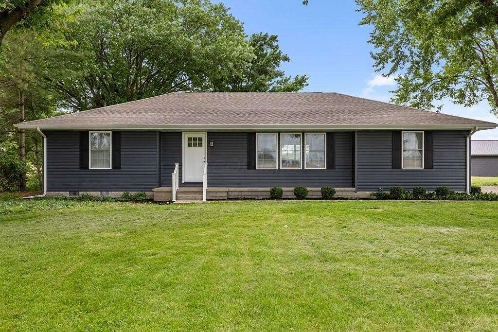 3.85 Acres of Land with Home for Sale in Washington Court House, Ohio