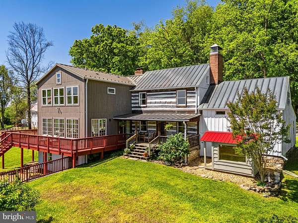30.7 Acres of Land with Home for Sale in Leesburg, Virginia