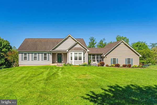 16.9 Acres of Land with Home for Sale in Round Hill, Virginia