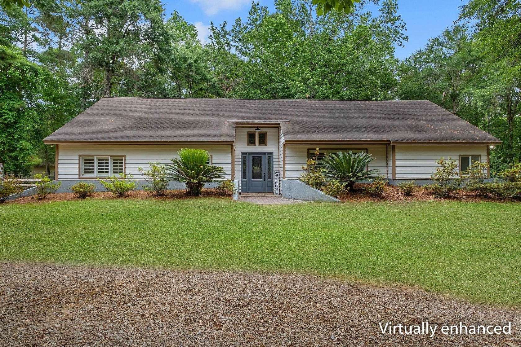 1.7 Acres of Land with Home for Sale in Tallahassee, Florida