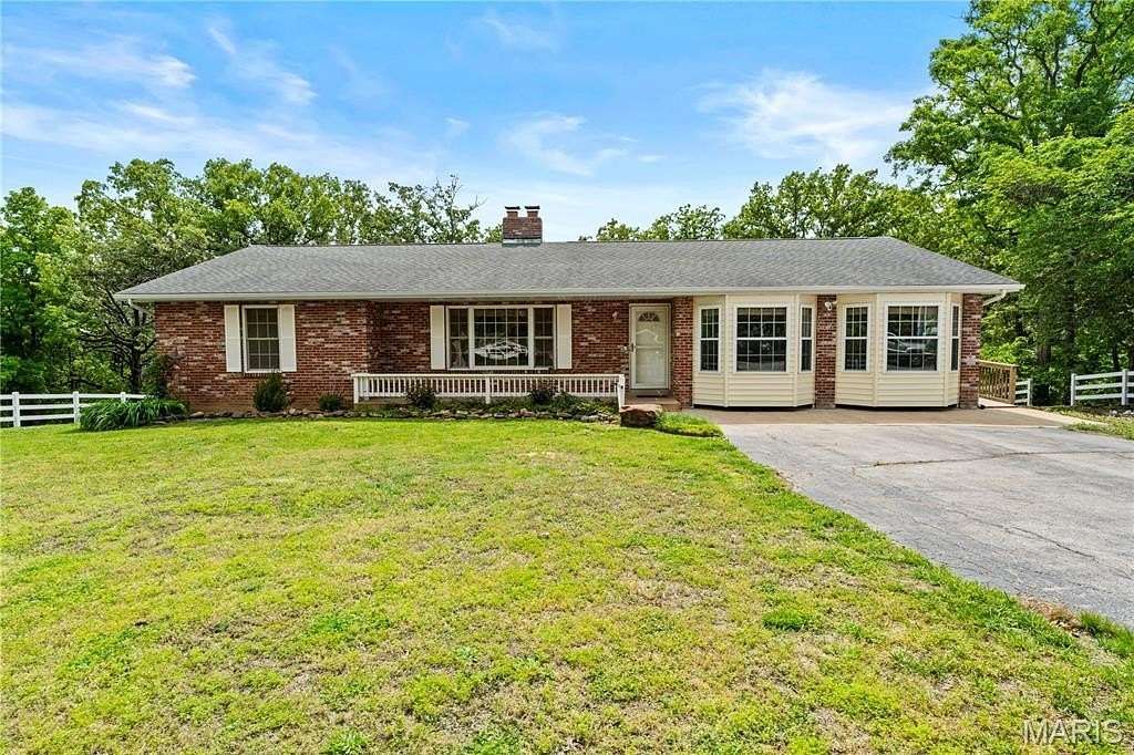 36 Acres of Land with Home for Sale in St. Clair, Missouri