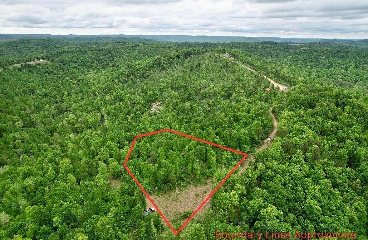 8.1 Acres of Land for Sale in Monticello, Kentucky