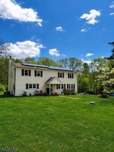 2.5 Acres of Land with Home for Sale in Alexandria Township, New Jersey