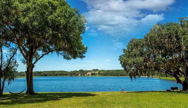 1 Acre of Residential Land for Sale in Dade City, Florida