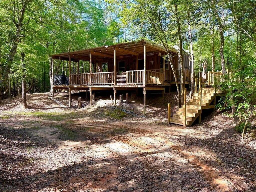 12.4 Acres of Recreational Land with Home for Sale in Citronelle, Alabama