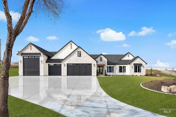 2 Acres of Land with Home for Sale in Nampa, Idaho