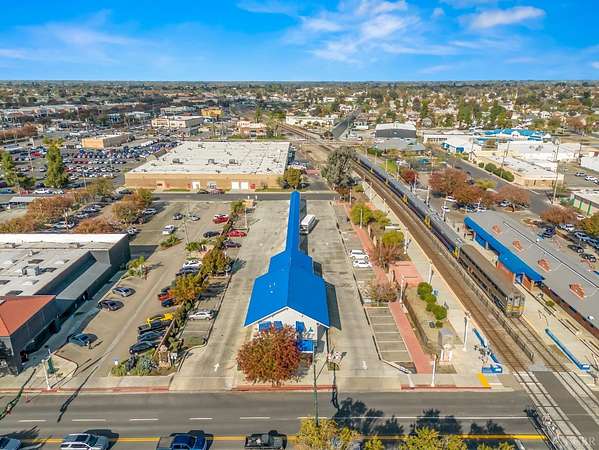 1.1 Acres of Mixed-Use Land for Sale in Hanford, California