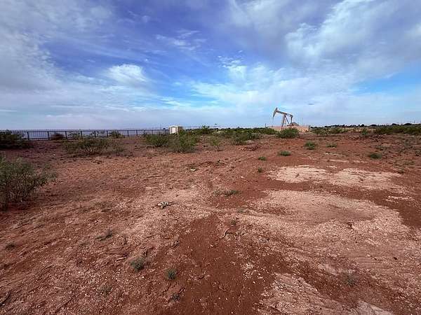 1 Acre of Residential Land for Sale in Gardendale, Texas
