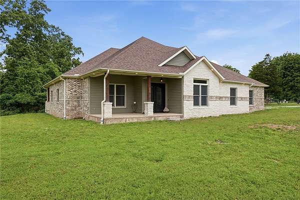 20 Acres of Land with Home for Sale in Green Forest, Arkansas